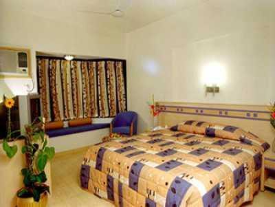 Hotel Suncity Residency Bombaim Quarto foto